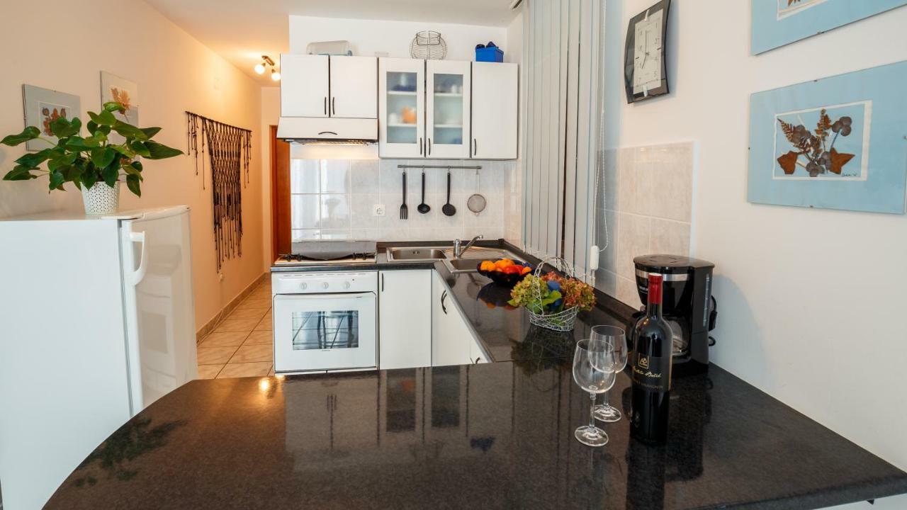 Apartamento Josephine Njivice Exterior foto