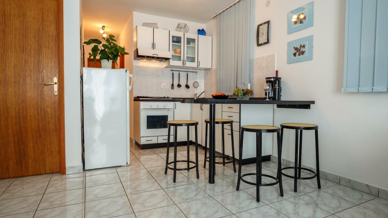 Apartamento Josephine Njivice Exterior foto